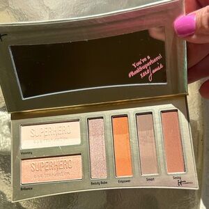It cosmetics Superhero by day palette